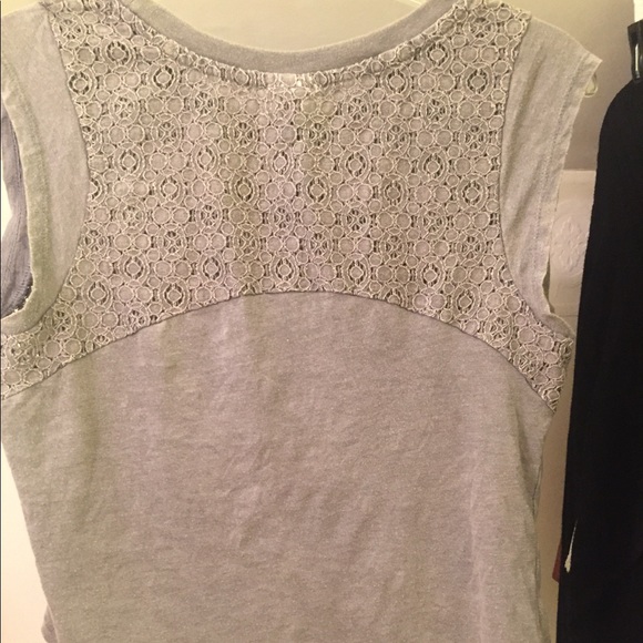 Grey with lace sections Muscle top - Picture 6 of 7